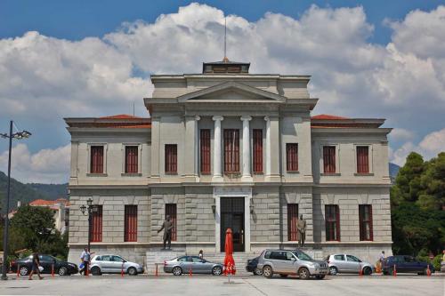 Άποψη του Δικαστικού Μεγάρου απο την Πλατεία Άρεως